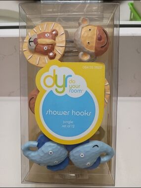 Vintage 2005 Animal Safari Shower Hooks Elephants, Lions, And Monkeys Set Of 12